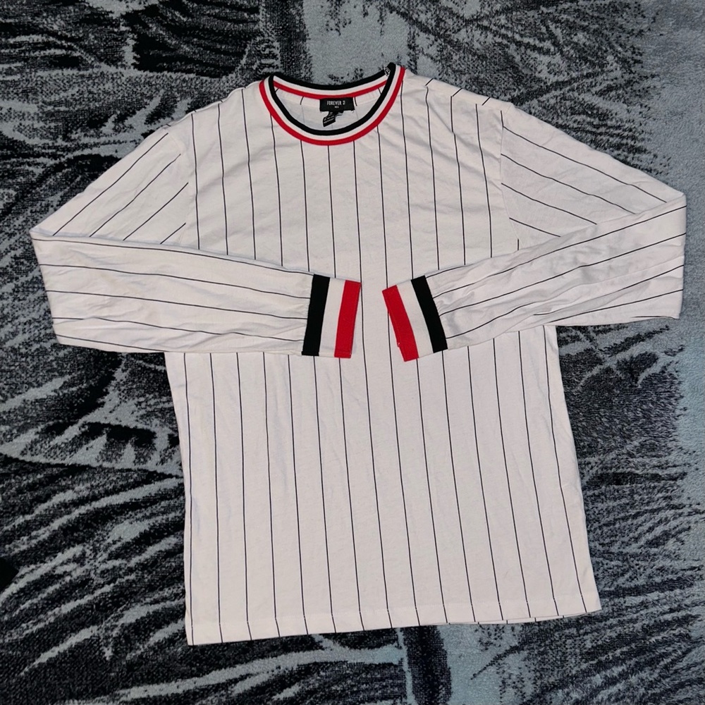 Extra small white and black long sleeve shirt